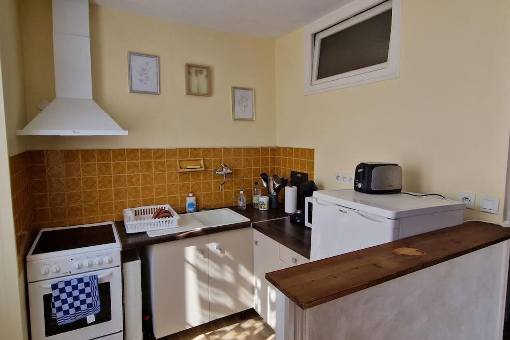 Appartement Dans Maison De Ville - 4 Personnes Oloron-Sainte-Marie Exterior photo